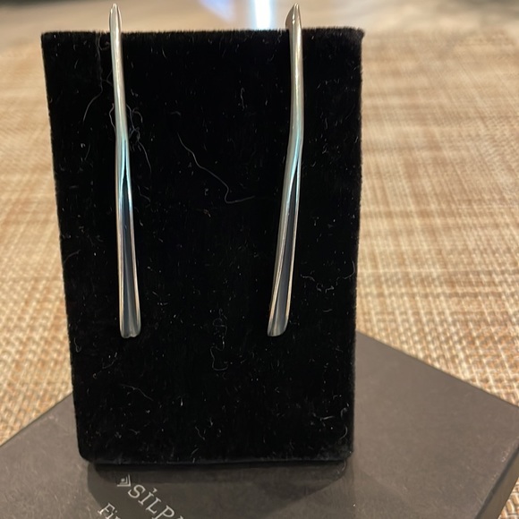 Silpada RARE Sterling Silver Folded Oxidized Threader Earrings. - Picture 2 of 4